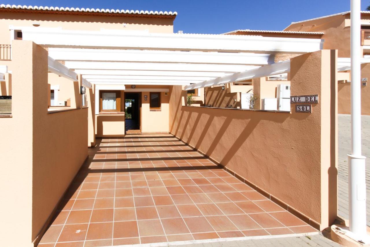 Casa Adosada Sol De Azahar By Costablancarent Дения Екстериор снимка